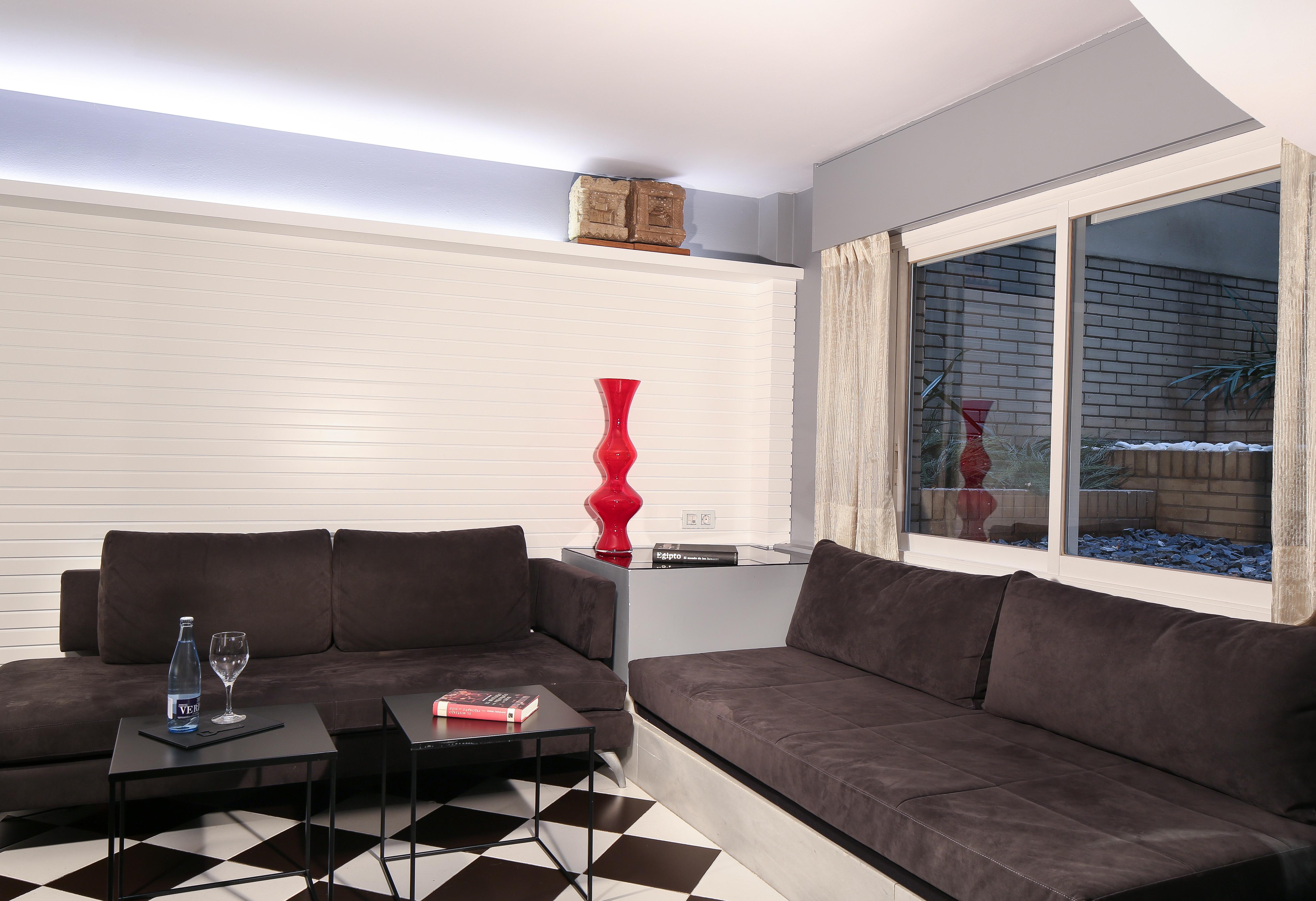 Hotel Gran Derby Suites, A Small Luxury Hotel Of The World Барселона Екстериор снимка