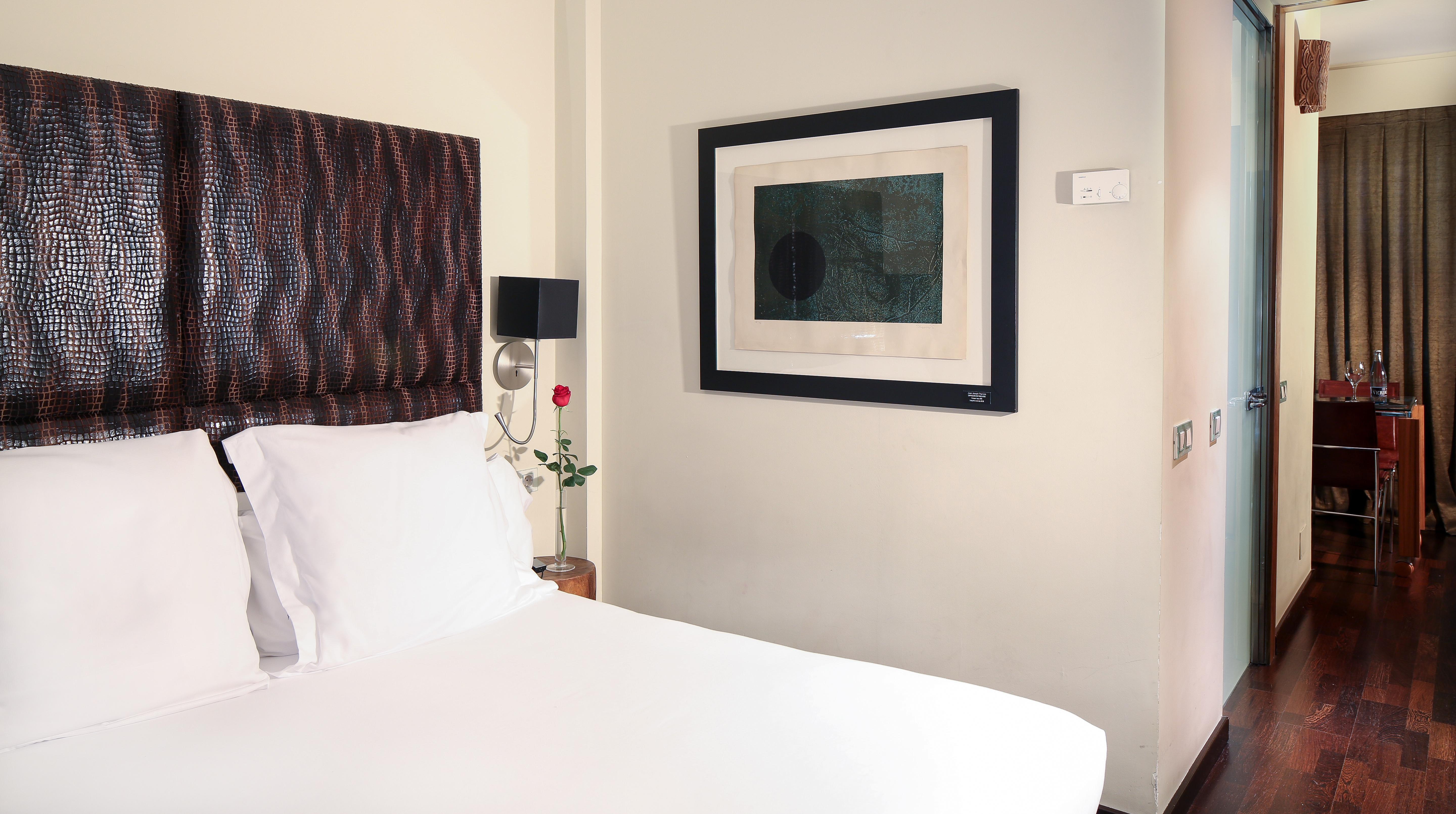 Hotel Gran Derby Suites, A Small Luxury Hotel Of The World Барселона Екстериор снимка