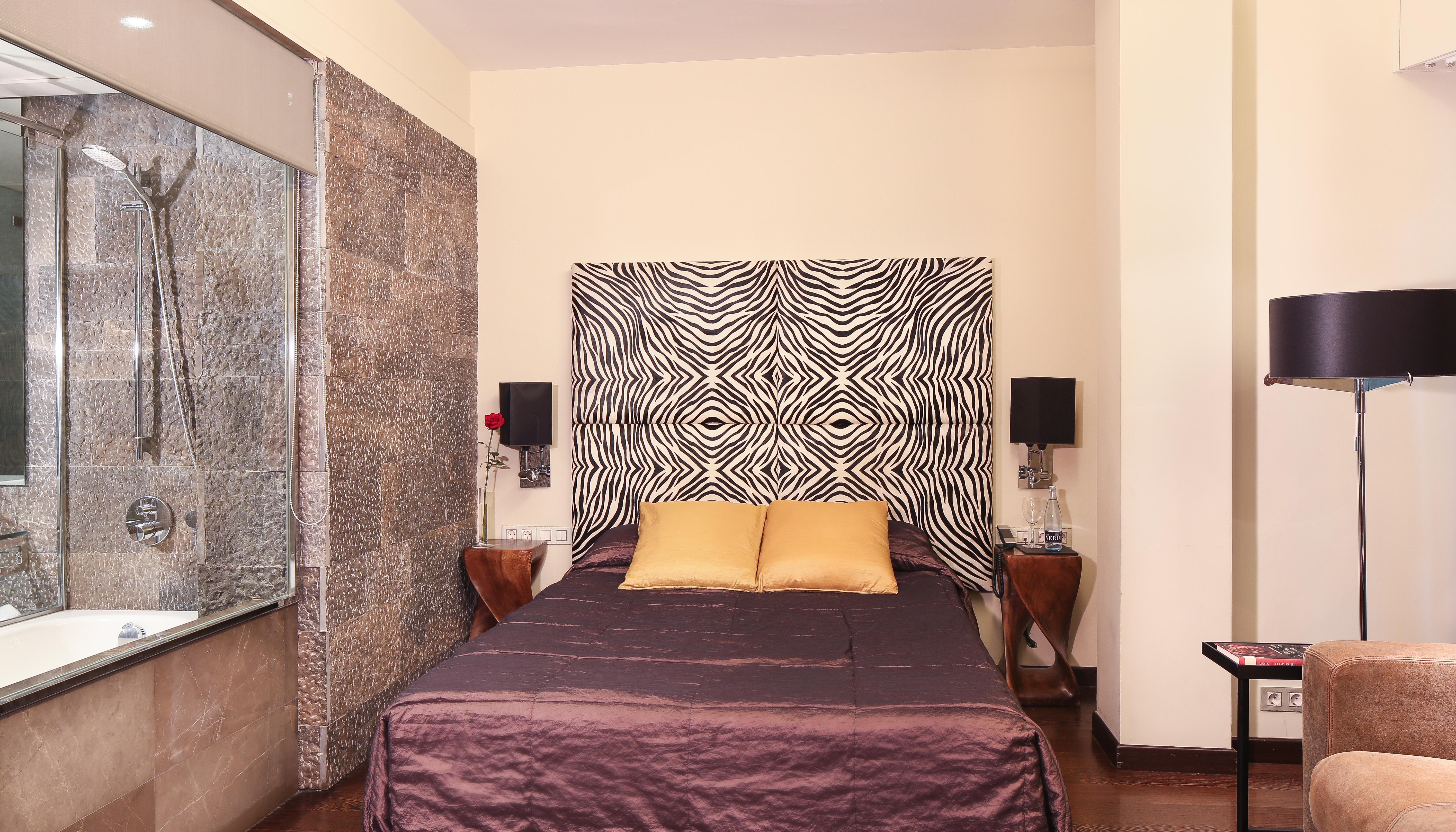 Hotel Gran Derby Suites, A Small Luxury Hotel Of The World Барселона Екстериор снимка
