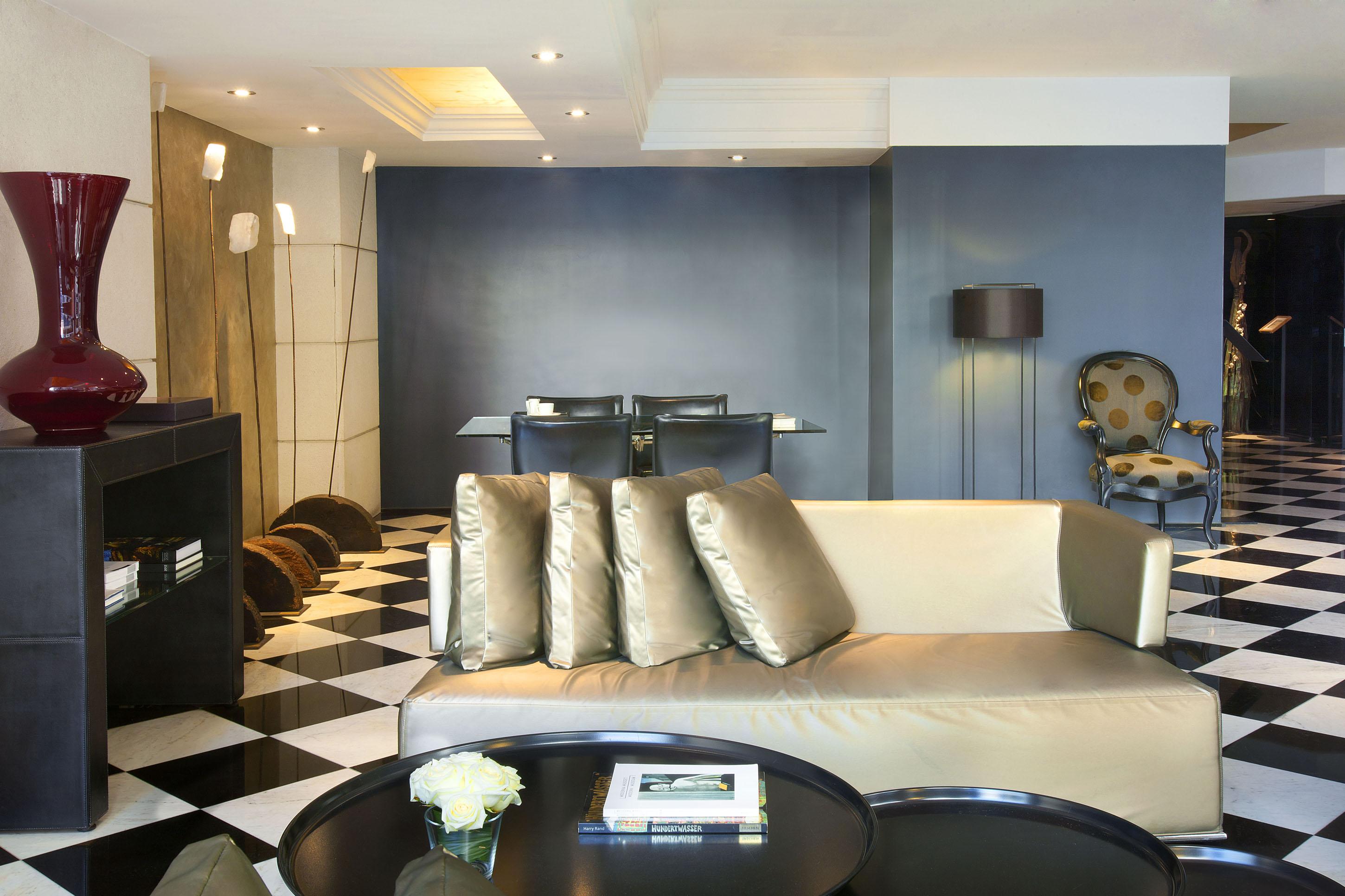 Hotel Gran Derby Suites, A Small Luxury Hotel Of The World Барселона Екстериор снимка